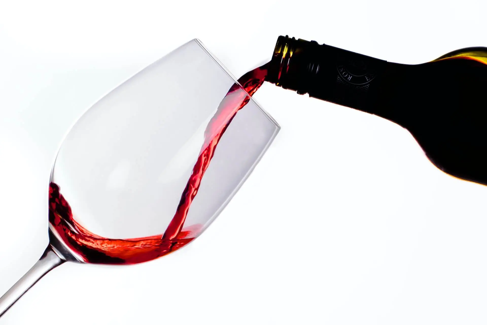 Wijn serveren 101: Zo serveer je wijn op als een pro